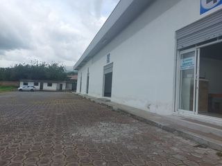 Foto 5 de DE OPORTUNIDAD VENTA O ARRIENDO BODEGAS COMERCIALES EN YARUQUI SOBRE LA E-35