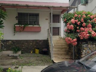 Venta Casa en Conjunto Privado en Ceibos, Guayaquil