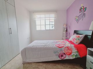 Foto 22 de Venta de preciosa casa diseño moderno en Etapa Brisana - Urb Casalaguna/ km 12 av. León Febres Cordero.