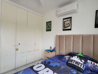 Foto 38 de En venta lujosa y moderna casa en Bouganville, via a Samborondon