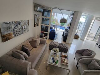 Foto 45 de En venta lujosa y moderna casa en Bouganville, via a Samborondon