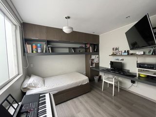 Foto 21 de Venta de moderna casa en Surco, jardín, piscina y vista panorámica a la ciudad