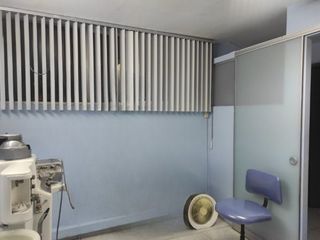 Foto 1 de Alquiler de oficina en piso 2, semi amoblada, edificio Casinelli San Miguel