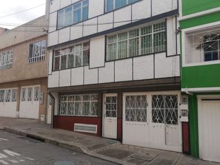 Se vende casa rentable ubicada en el barrio Bello Horizonte, con 6 apartamento independientes.