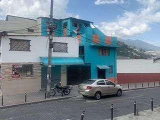 CASA CON LOCALES EN LA CIUDADELA MEXICO - SUR DE QUITO
