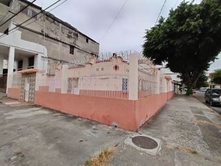 Foto 2 de CASA DE VENTA, CENTRO SUR , DE GUAYAQUIL