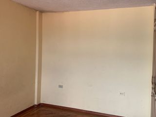 Foto 21 de EXCELENTE PRECIO EN VENTA CASA RENTERA SECTOR EL RECREO SUR DE QUITO