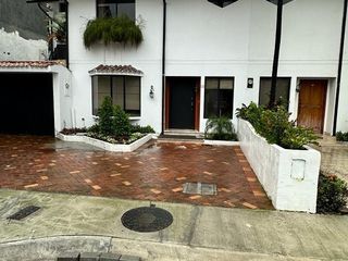 Foto 4 de Venta Casa Urb. L' Hermitage - Norte Guayaquil Av Carlos Julio Arosemena (ANDREINA)