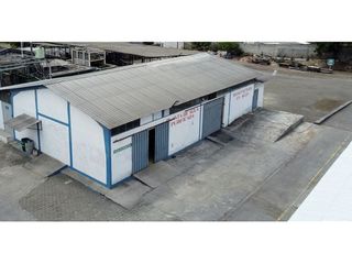Foto 3 de bodegas de alquiler en la via  manta Montecristi