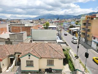 Local de Arriendo La Magdalena Sur de Quito $800