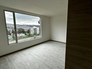 PONCEANO ALTO DEP: 2 DORM, 2 BAÑOS, 1 GAR, BALCÓN, 124/93 M2 /REF 201