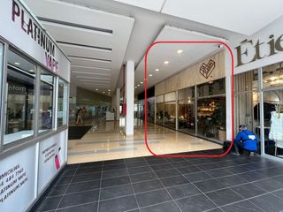Foto 4 de Local comercial en arriendo y venta Mall platinum superior el poblado medellin