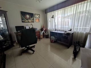 Casa de venta en Armenia de 4 dormitorios Valle de los chillos Ecuador
