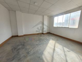 VENTA DE CASA AL FRENTE DE LA UNIVERSIDAD CESAR VALLEJO EN CHICLAYO