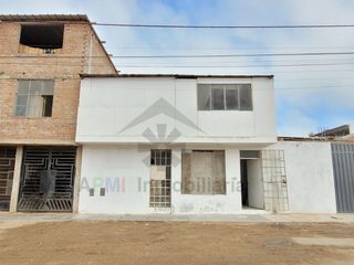 Foto 2 de REMATE DE CASA AL FRENTE DE LA UNIVERSIDAD CESAR VALLEJO EN CHICLAYO