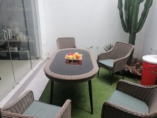 Foto 11 de VENDO EXCLENTE CASA EN QUINTA PRIVADA EN YANAHUARA