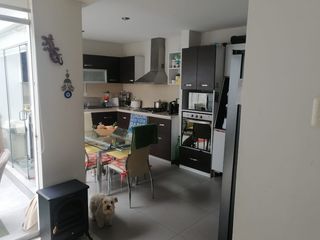 Foto 1 de VENDO EXCLENTE CASA EN QUINTA PRIVADA EN YANAHUARA