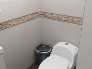 Foto 3 de VENDO EXCLENTE CASA EN QUINTA PRIVADA EN YANAHUARA