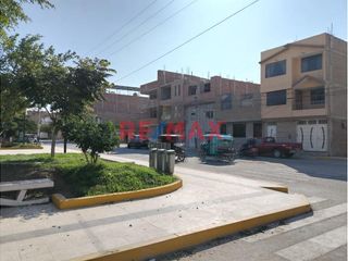 Se Vende Casa Urbana En El Bosque - La Victoria Frente A Parque.W.Barturen