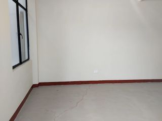 Alquilo Departamento en 2do piso - A pasos de Plaza Vea, Pascana - Av. Tupac Amaru y av. Micaela