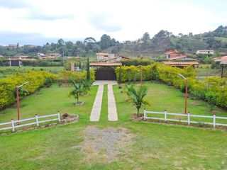 Venta de casafinca en Gómez Plata