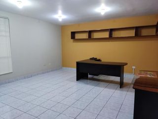 Foto 5 de ALQUILO CASA PARA USO COMERCIAL , CON OFICINAS DE HASTA 30M2 EN CALLE MANUEL A. FUENTES  URB MALIBU SAN ISIDRO