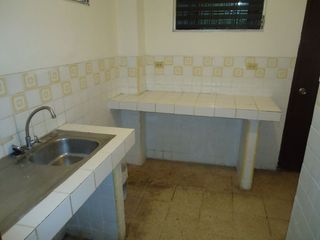 Foto 5 de EN VENTA EDIFICIO RENTERO EN CALLES CARCHI Y CAMILO DESTRUGE