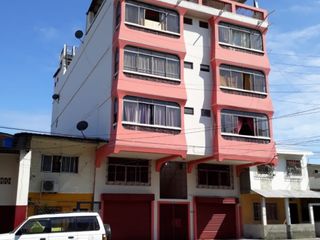 Foto 1 de EN VENTA EDIFICIO RENTERO EN CALLES CARCHI Y CAMILO DESTRUGE