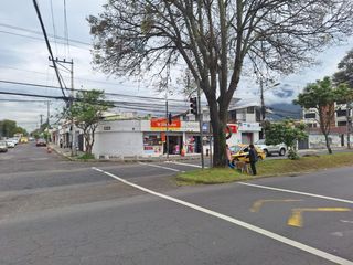 Foto 3 de VENTA PROPIEDAD COMERCIAL AV. DEL MAESTRO (ESQUINERA)