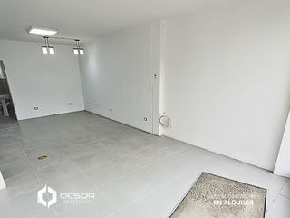 Foto 4 de Local comercial de 40 mt2 en esquina de av. Cutervo en alquiler
