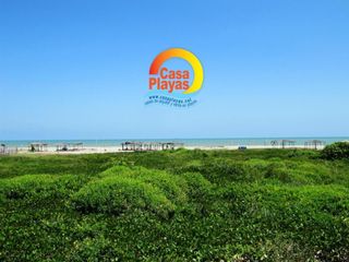 Terreno Frente Al Mar en Playas, Via a Data Km 1.5, Zona Residencial Hotelera
