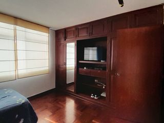 Foto 22 de SE VENDE HERMOSA CASA CON PISCINA SAN BORJA CERCA PARQUE EL RENACIMIENTO