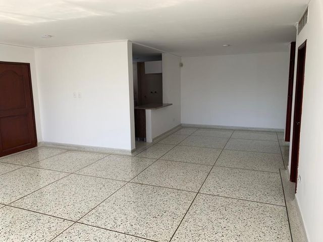 APARTAMENTO EN ALQUILER EN EL PRADO