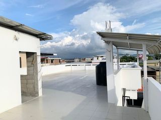 Foto 10 de CASA RENTERA  DE  VENTA EN MANTA CERCA A UNIVERSIDAD