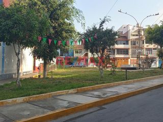 Casa En Venta En Los Olivos - Urbanización Micaela Bastidas