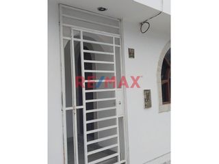 Foto 4 de Alquilo Moderno Local Comercial En Nuevo Chimbote. Frente A Hospital Regional ID 1092074