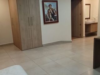 Foto 1 de En venta departamento La Magdalena Sur de Quito