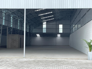 Foto 8 de ARRIENDO 2 BODEGAS  A 1000$ CADA UNA