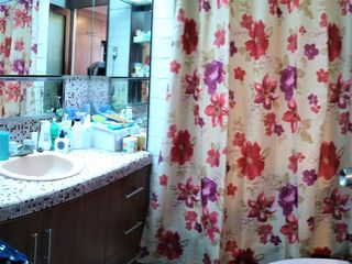 Foto 11 de SURCO VENTA 1ER PISO (NO TIENE AIRES) 230 M2 3 DORM TERRAZA + JARDIN  + 1 COCHERA