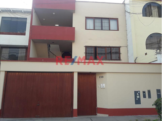 Foto 1 de Se Alquila Amplio Departamento En Tercer Piso 2000 Soles
