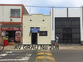En Av. Grau a Media Cuadra de Plaza de Barranco