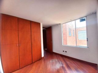 CASA EN VENTA EN PUENTE LARGO BOGOTA