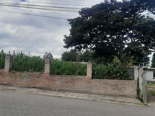 Foto 7 de CHECA, vendo terreno 1.500m, con casa y local comercial, servicios básicos