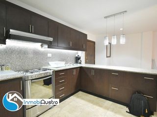 Foto 4 de Yanuncay, Venta de Hermosa SUITE Cerca de la Quinta Lucrecia