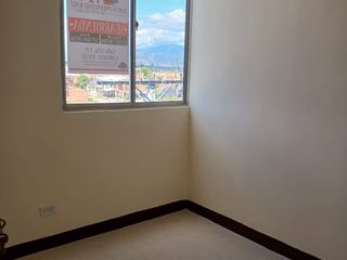 APARTAMENTO EN ALQUILER EN CARTAGO VALLE PISO 4