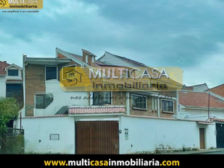 Casa Rentera De 3 Pisos Con 2 Departamento Y 1 Local Comercial En Venta Cuenca-Ecuador