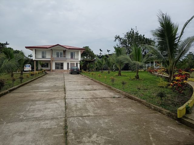 Hermosa Quinta en venta