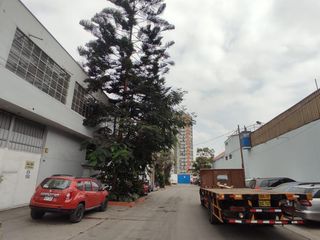 Foto 9 de Se vende Local Industrial en Luis Carranza – Cercado de Lima 🏬
