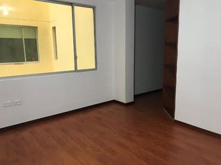 Foto 7 de Venta de Departamento DUPLEX  en edificio  del Sector El Condado.