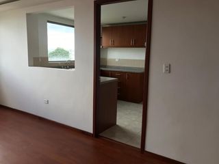 Foto 2 de Venta de Departamento DUPLEX  en edificio  del Sector El Condado.
